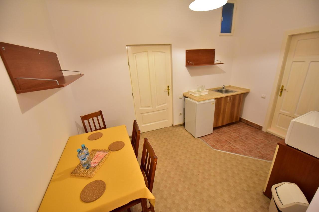 Sibiu Main Square Apartments מראה חיצוני תמונה